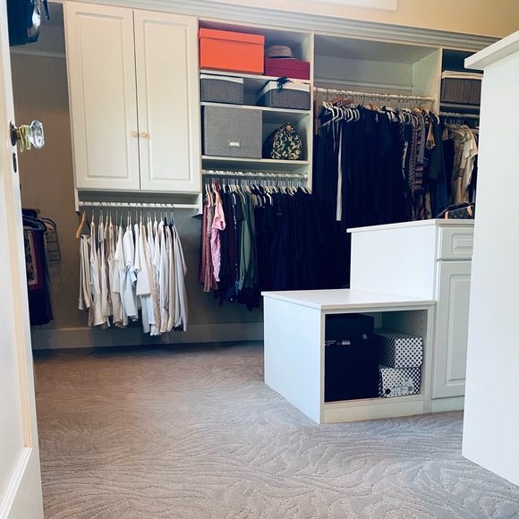 Meet your Posher - Picture 1 of 2